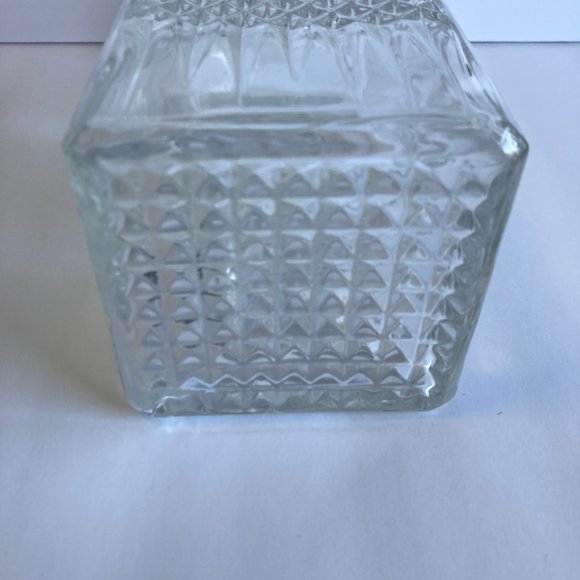 Vintage Martin's V.V.O. Scotch Decanter - Picture 10 of 16